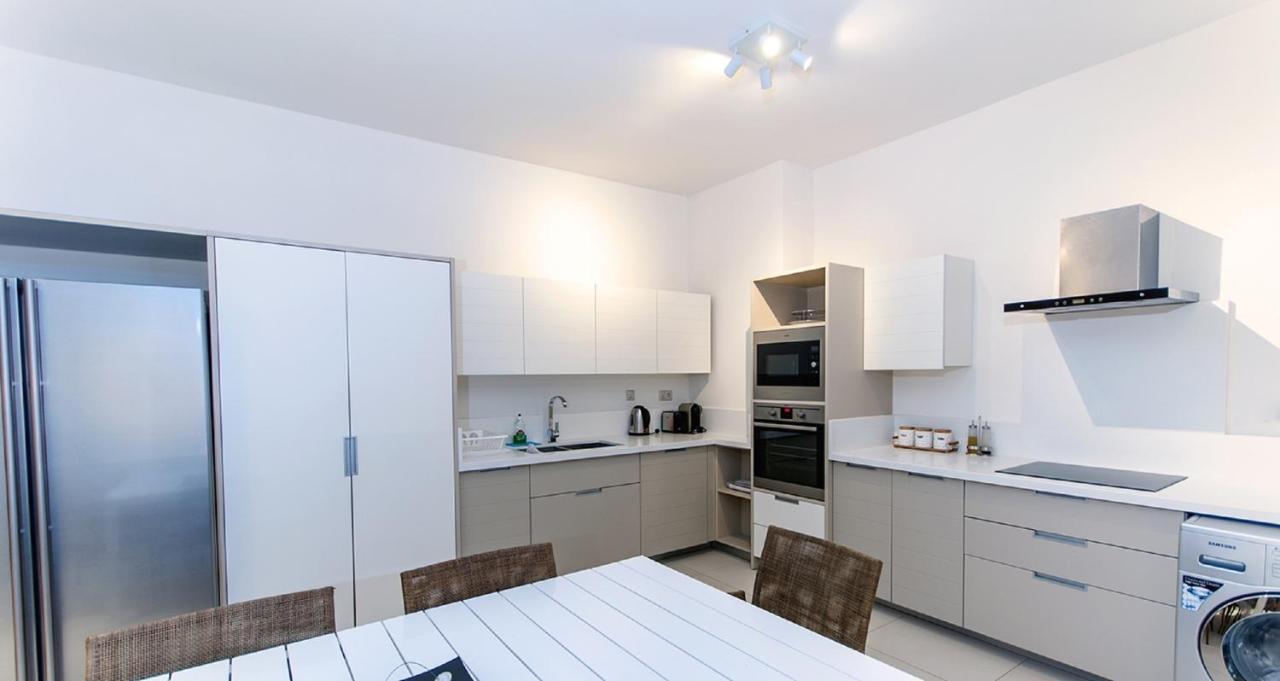 Cap Ouest Luxury Penthouse By Dream Escapes Apartment Flic en Flac Luaran gambar